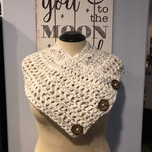 Load image into Gallery viewer, Crochet Cozy Cowl