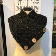 Load image into Gallery viewer, Crochet Cozy Cowl